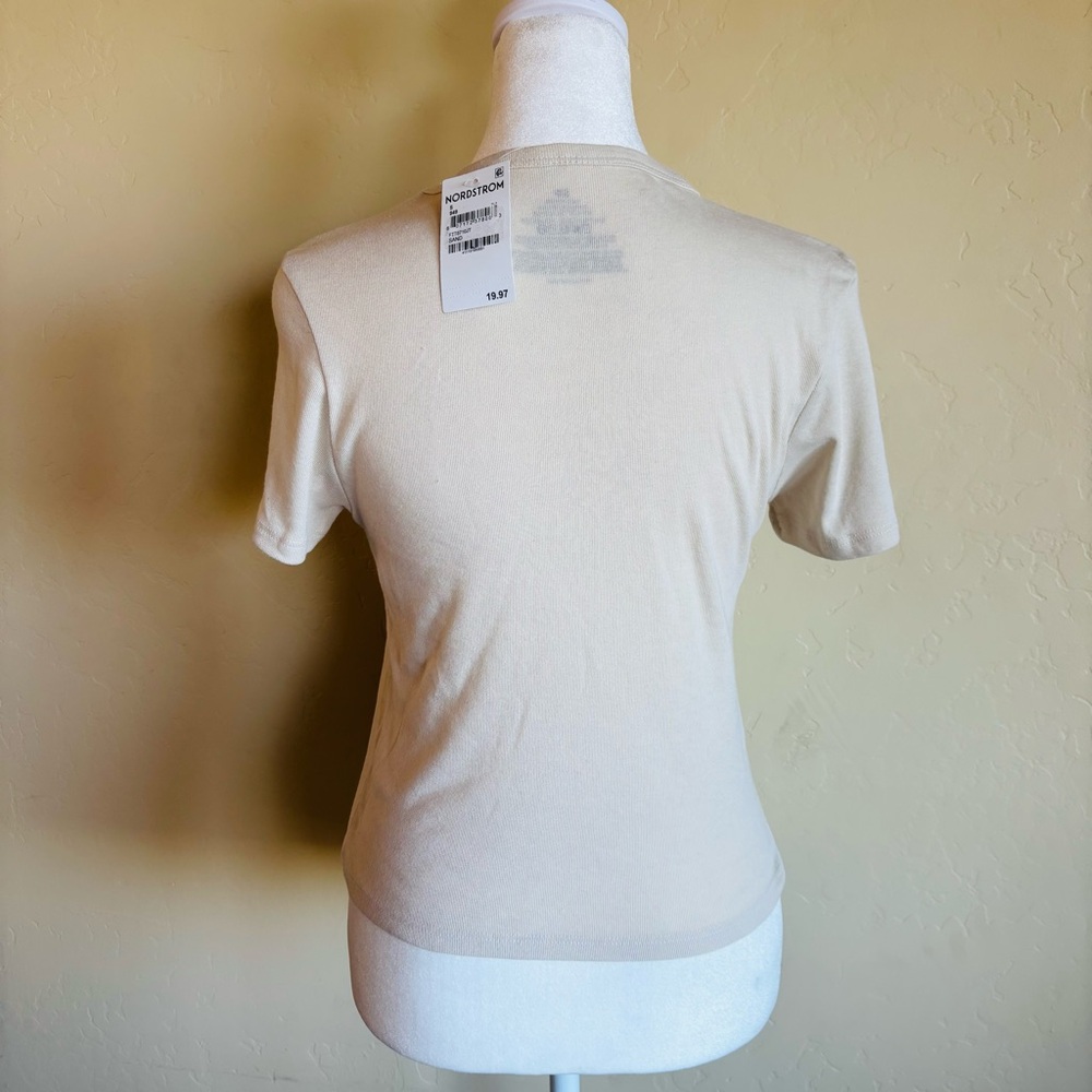 Long Live Cowgirls Graphic Tee - Picture 9 of 11